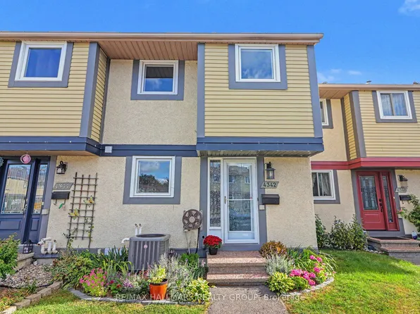 4342 Meadowvale Ln, Ottawa, ON K1B 5A2