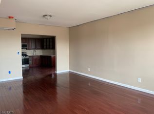 172-174 Wainwright Pl, Newark, NJ 07112