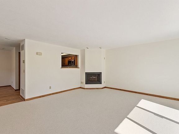 4th image of 14 Littlefield Ct #41B