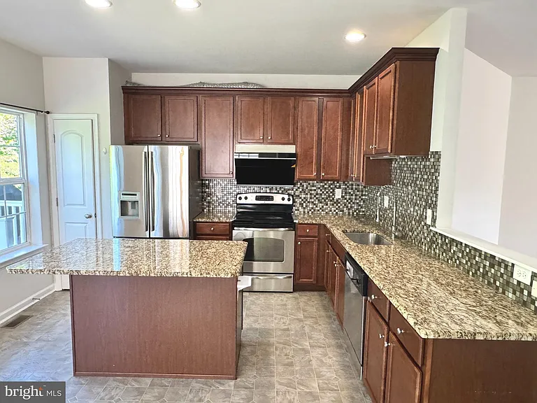 312 Wilkinson Dr #6 — Photo 10