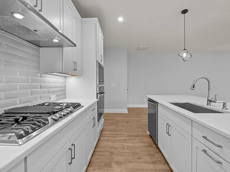 6508 Amber Springs Dr — Photo 17