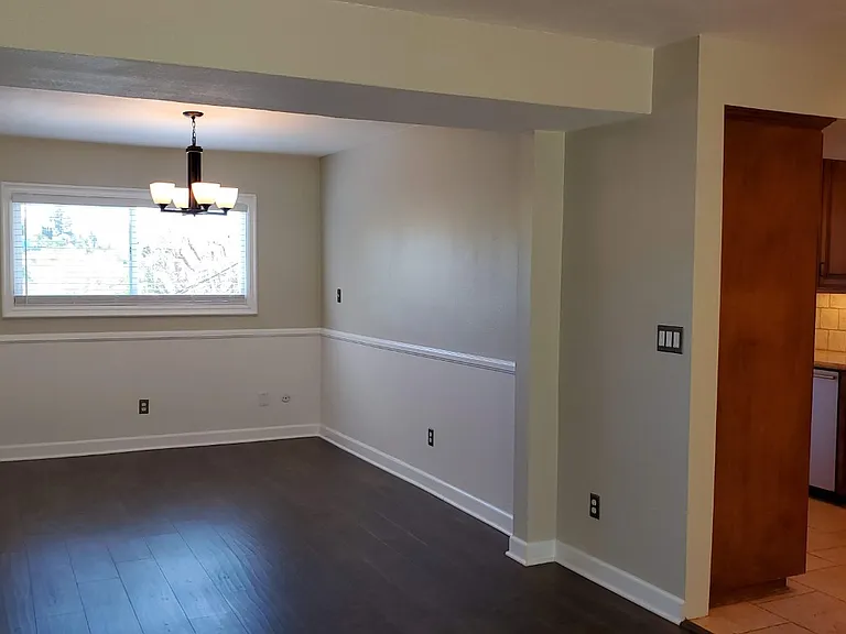 21800 Martinez St — Photo 2