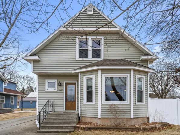 420 Columbus Ave, Brillion, WI 54110