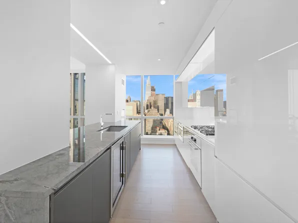 400 Park Avenue South image 6 of 26