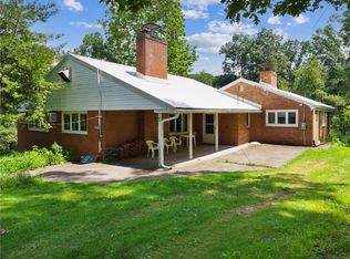 409 Valencia Rd, Mars, PA 16046