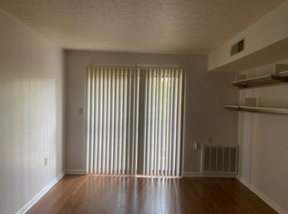 1404 University City Blvd APT H, Blacksburg, VA 24060