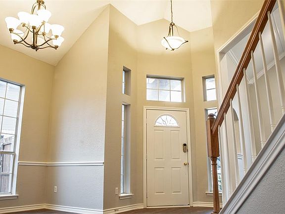 4th image of 7755 Sunnydale Ct