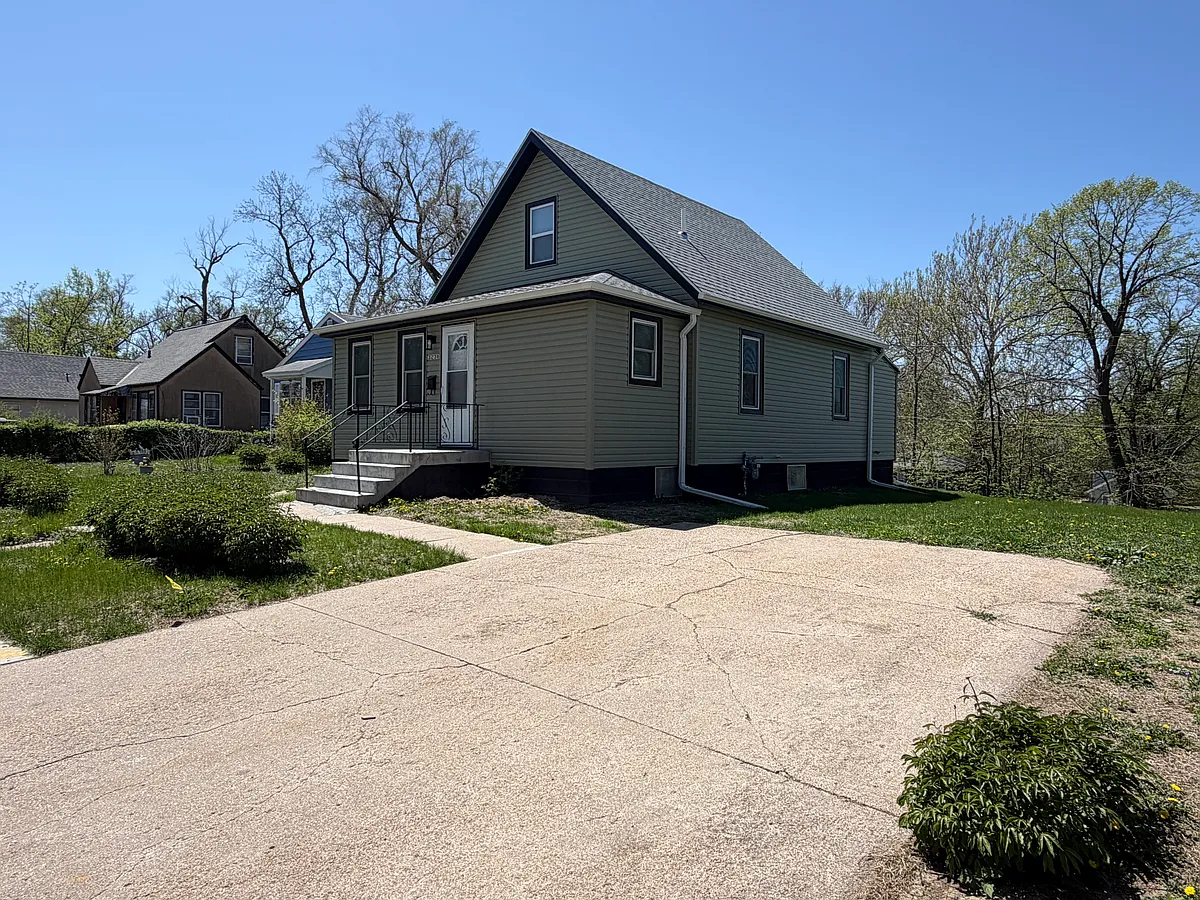 Building Photo - 3236 N 39th St