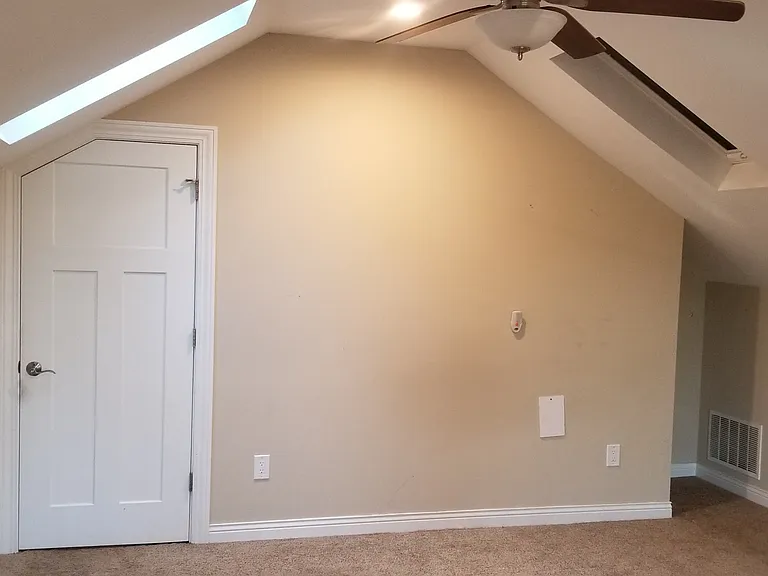 9001 Old Sauk Rd — Photo 22