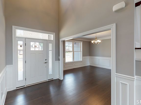 4th image of 18 Twin Valley Road