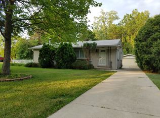 6541 Holland Rd, Taylor, MI 48180