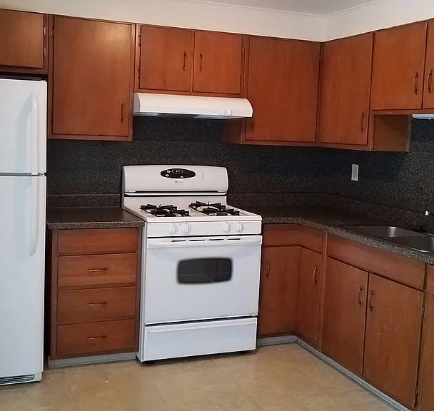 4403-4429 Harding Ave — Photo 6