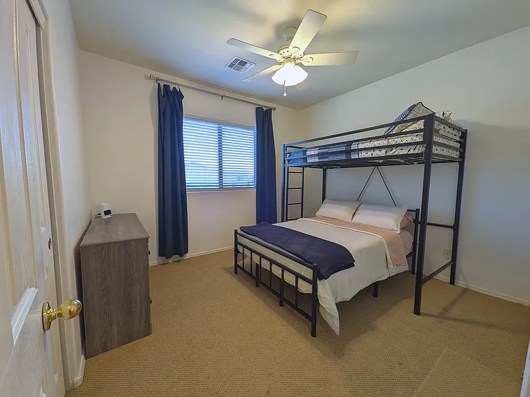 4053 E Reins Rd — Photo 20
