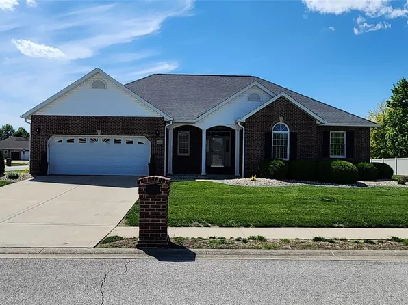 1001 Remington St, Mascoutah, IL 62258