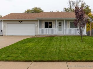 3058 Boone Ave SW, Wyoming, MI 49519