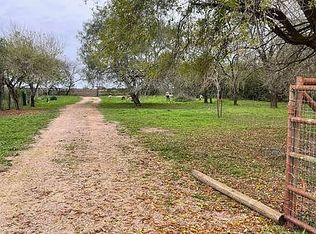 26305 Jesus Flores Rd, Edcouch, TX 78538