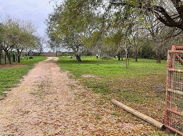 26305 Jesus Flores Rd