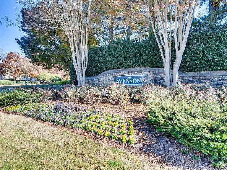 635 Chantress Ct — Photo 15