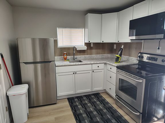 2nd image of 2401 Fairmont Ave