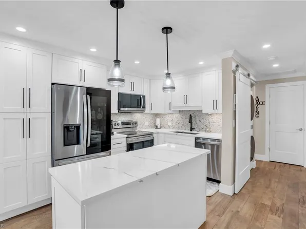 1595 Curlew AVE #3-2, NAPLES, FL 34102