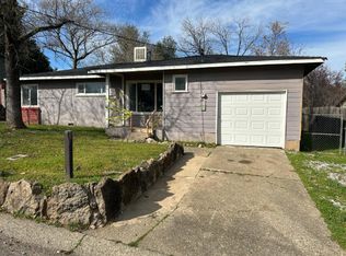 1874 Hartnell Ave, Redding, CA 96002