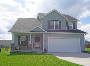 W1183 Meadowsweet Pass, Ixonia, WI 53036