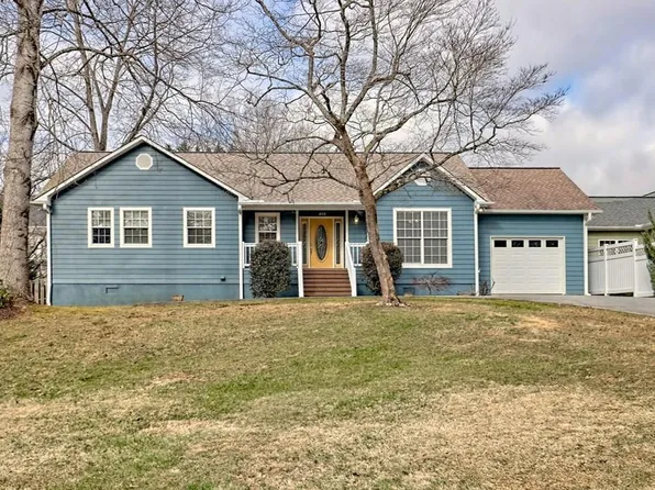 450 Long View Dr, Hiawassee, GA 30546