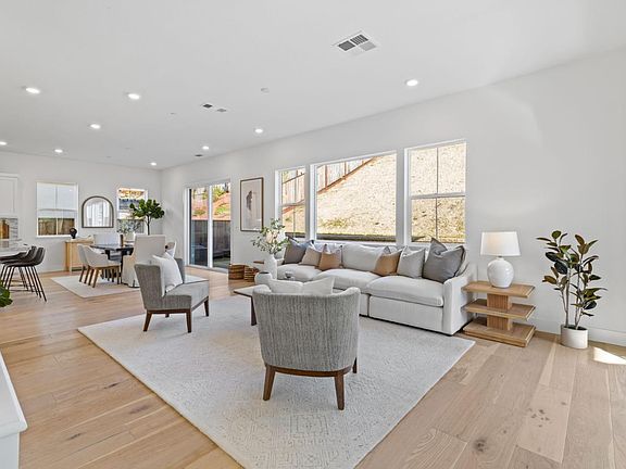 2nd image of 109 Village Ln
