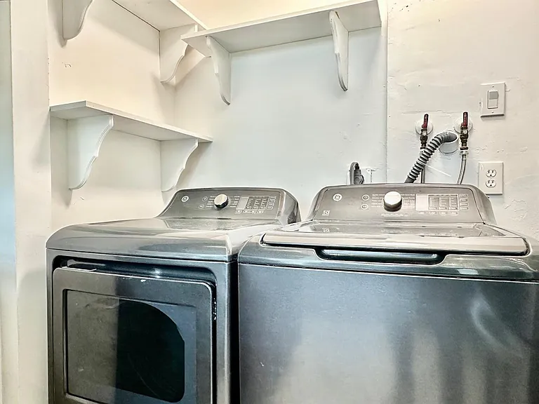 1917 NW 94th Ave #204A — Photo 30