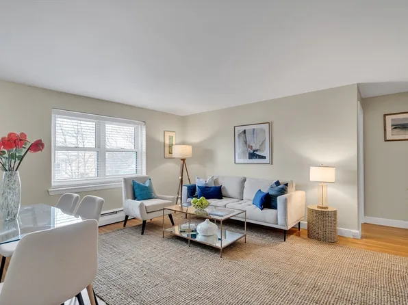 91 Chestnut St APT 6, Brookline, MA 02445