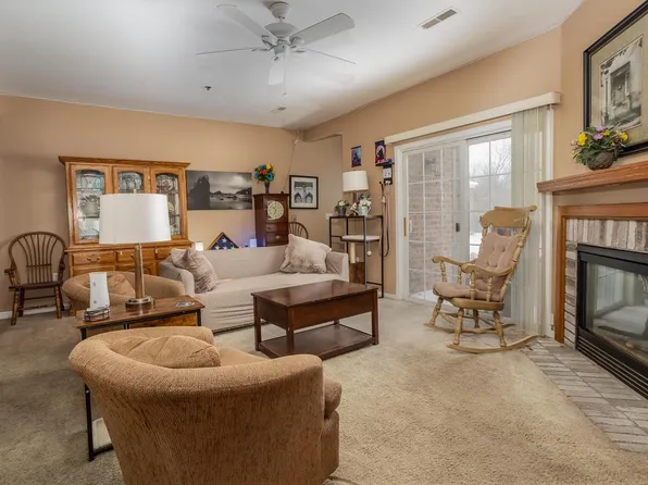14936 West Arrowhead LANE, New Berlin, WI 53151