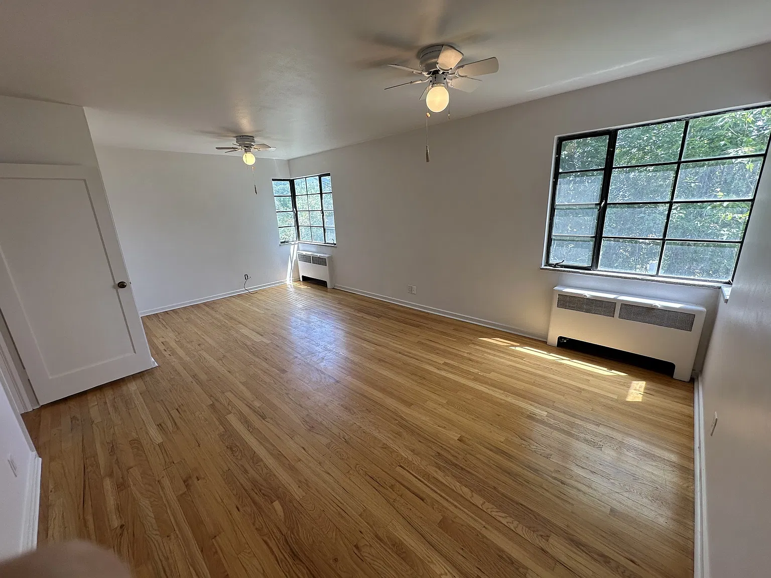 Capitol Hill Apartment — Photo 3