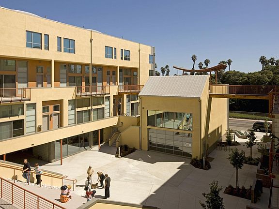 2nd image of 175 S Ventura Ave #303