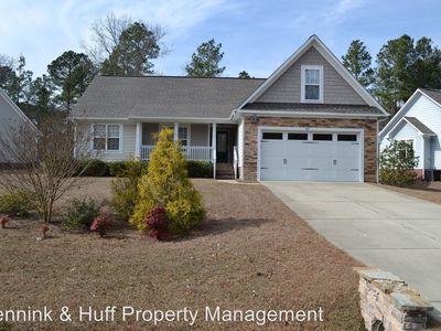 671 Orchard Falls Dr, Spring Lake, NC, 28390