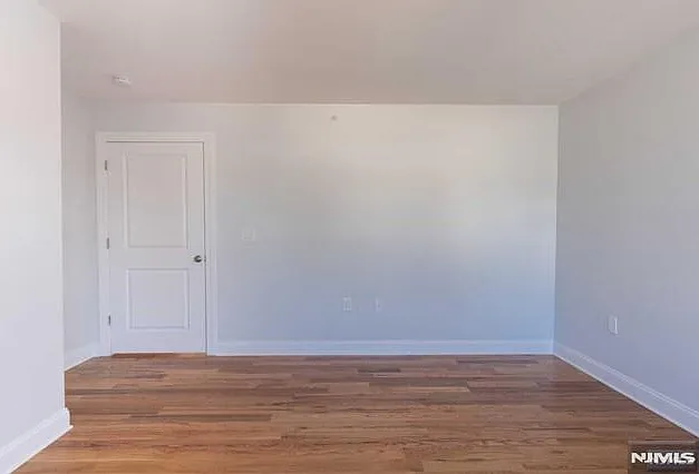 111 Monroe St #15 — Photo 11