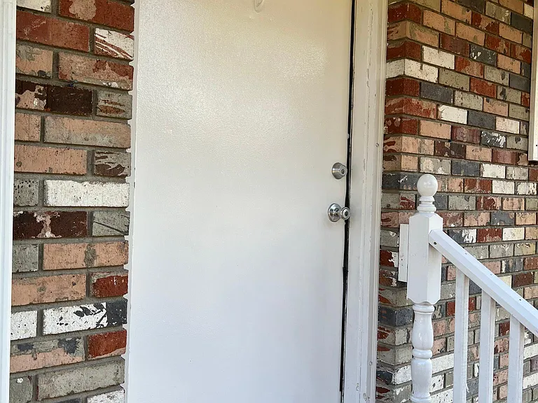 3499 E Trails End Rd #6 — Photo 2