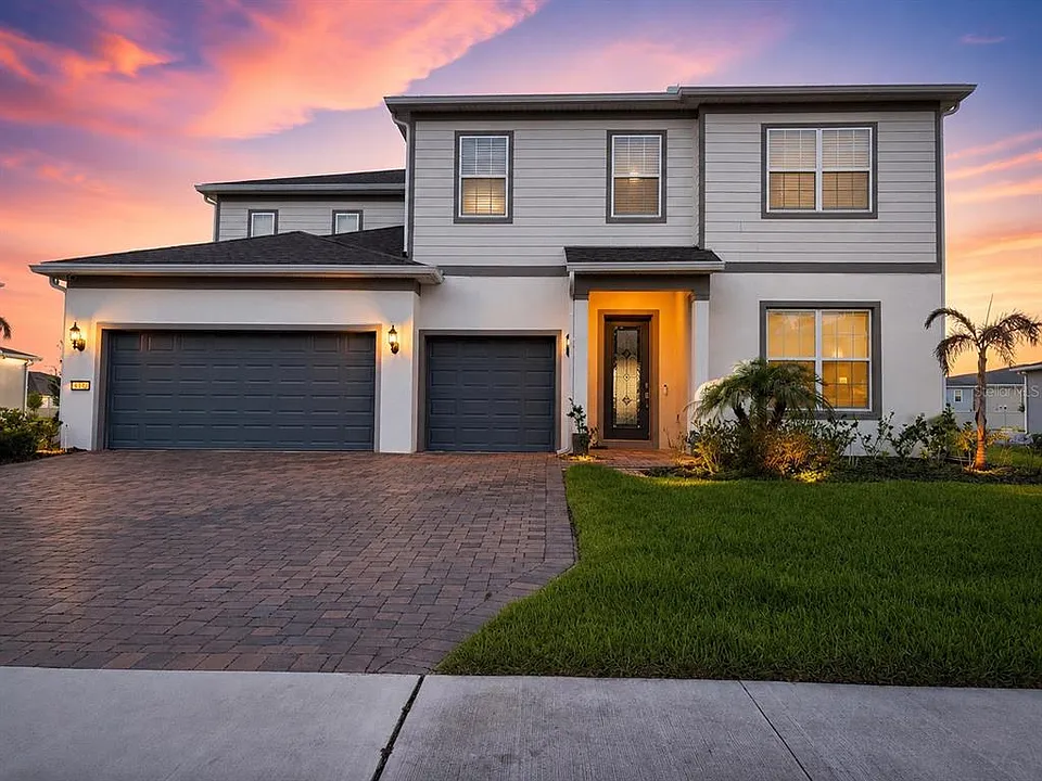 Sunset Preserve Blvd