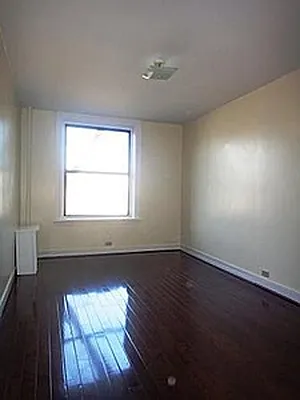 Rented by PMG Real Estate  | media 10