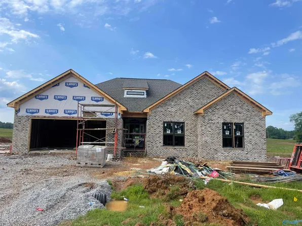140 Spry Way, Killen, AL 35645