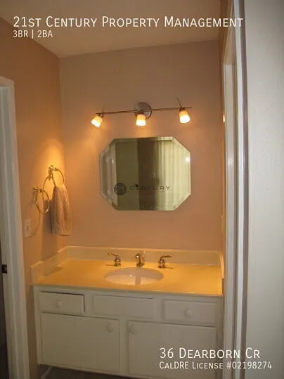 36 Dearborn Cir — Photo 16
