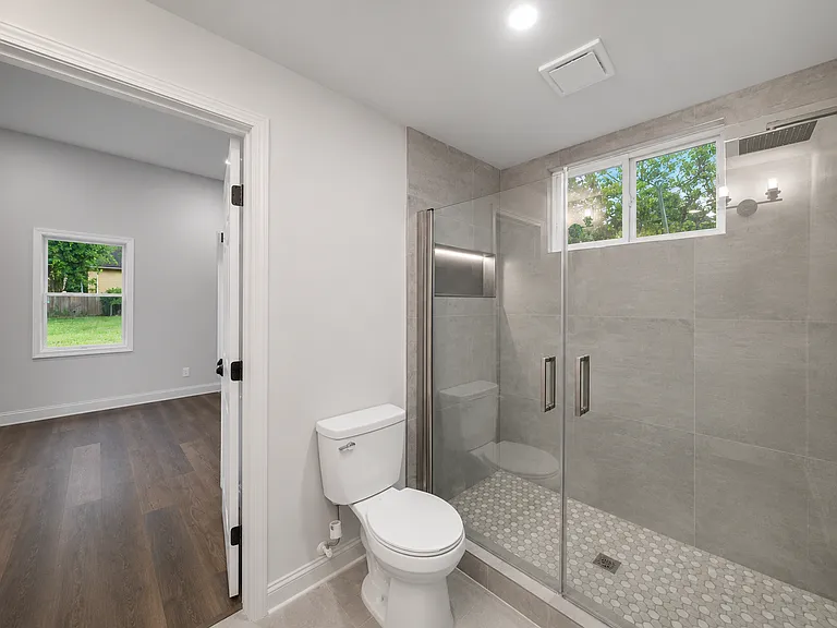 Metropolitan Pkwy SW — Photo 8