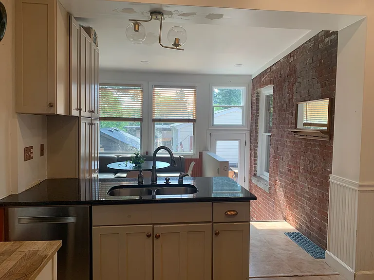 2749 Hazel Ct — Photo 15