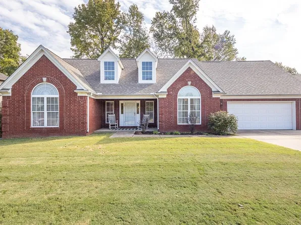 7120 Alder Wood Dr, Millington, TN 38053