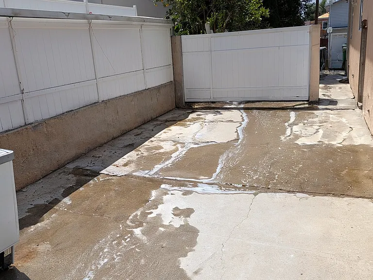 10844 Odell Ave — Photo 6