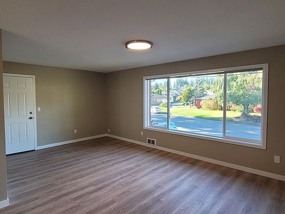 5th image of 4705 Vesper Dr #3
