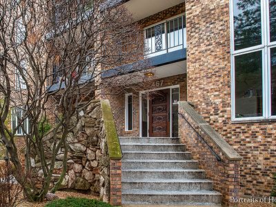 467 Hiawatha Trl APT 307, Wood Dale, IL, 60191