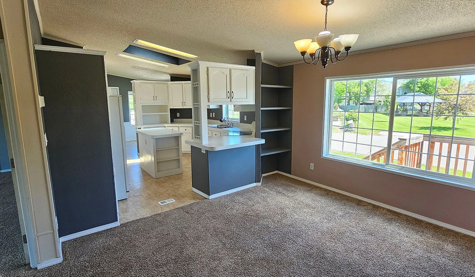 510 South Circle — Photo 4