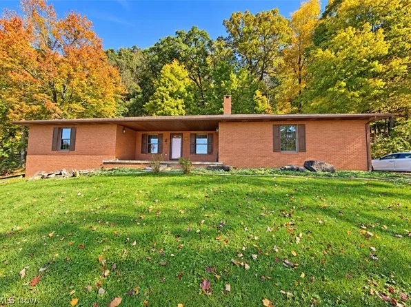 172 Jessica Dr, Dover, OH 44622