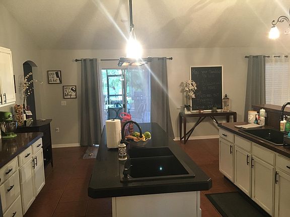 3rd image of 633 Monte Vista Way