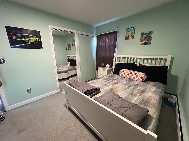 Bedroom 1 (first floor)